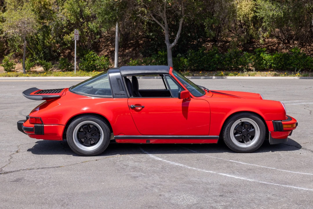 1989 Porsche 911 Carrera 3.2 - Image 15 of 31