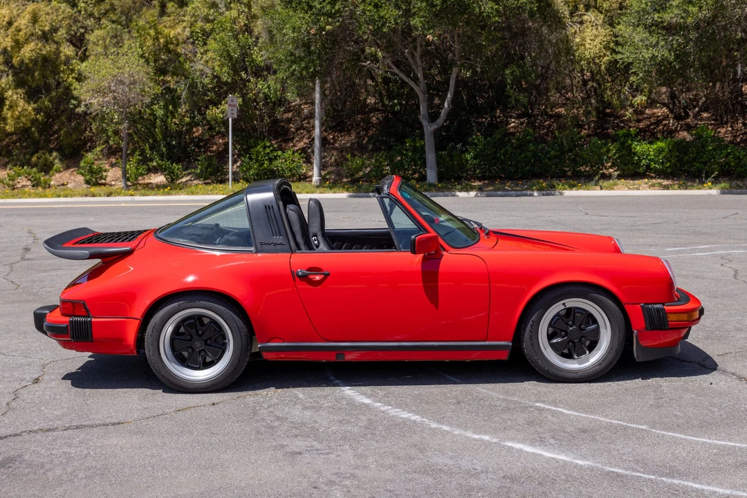 1989 Porsche 911 Carrera 3.2 - Image 8 of 31