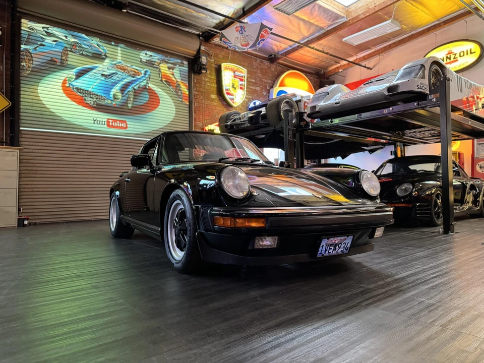 1989 Porsche 911 Carrera 3.2 - Image 3 of 31