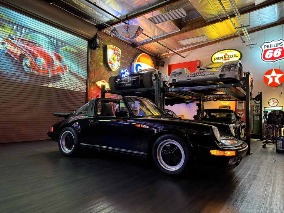 1989 Porsche 911 Carrera 3.2 - Image 16 of 31