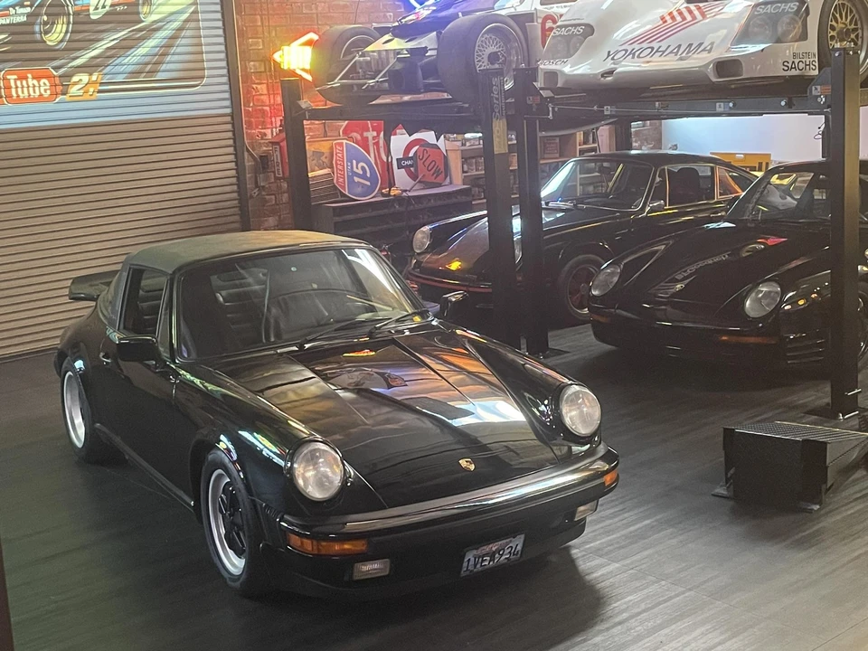 1989 Porsche 911 Carrera 3.2 - Image 5 of 31