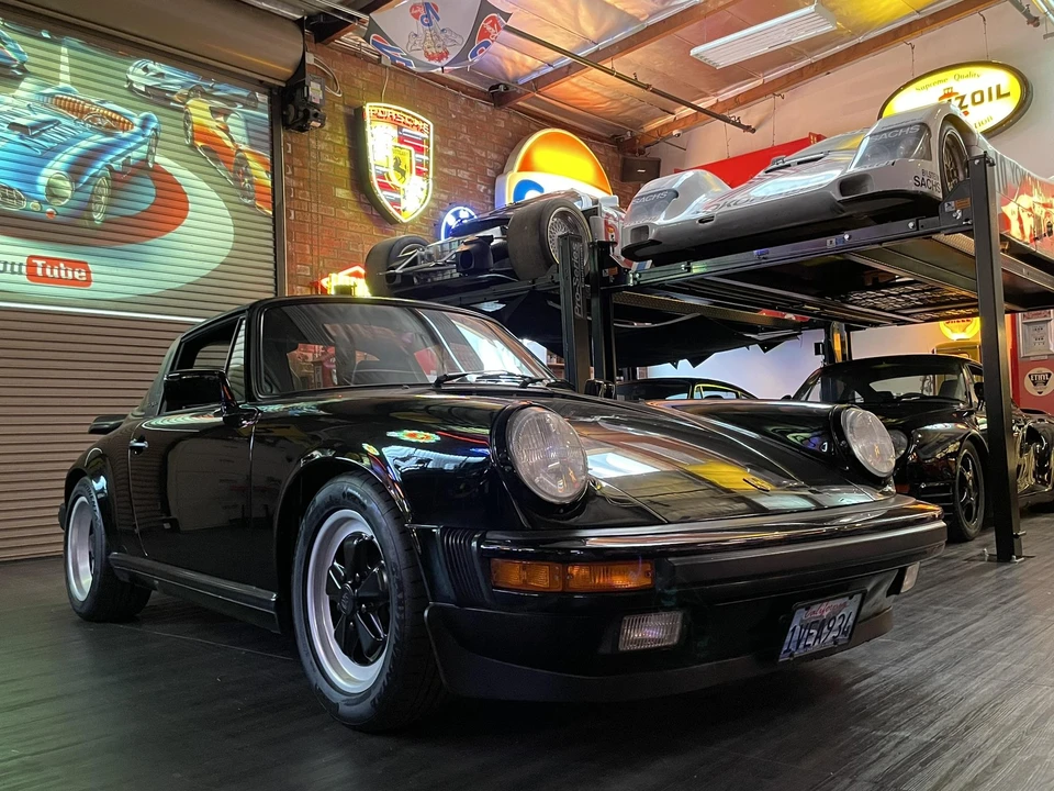 1989 Porsche 911 Carrera 3.2 - Image 12 of 31