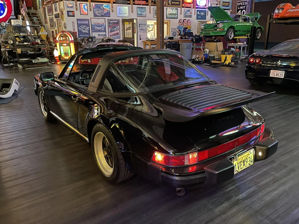 1989 Porsche 911 Carrera 3.2 - Image 27 of 31
