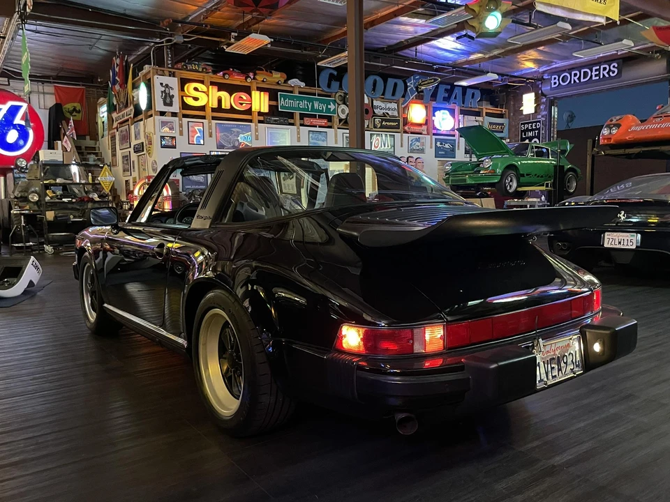 1989 Porsche 911 Carrera 3.2 - Image 26 of 31