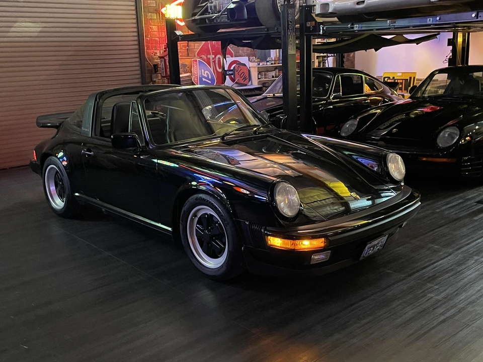 1989 Porsche 911 Carrera 3.2 - Image 8 of 31