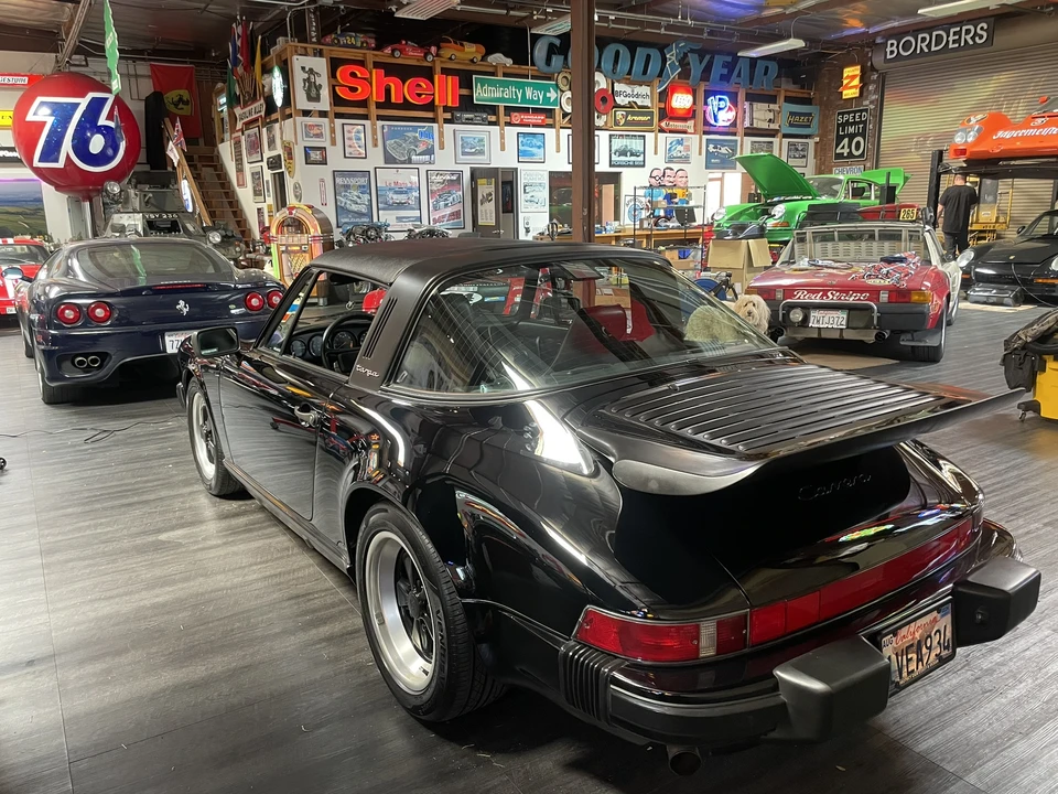 1989 Porsche 911 Carrera 3.2 - Image 22 of 31