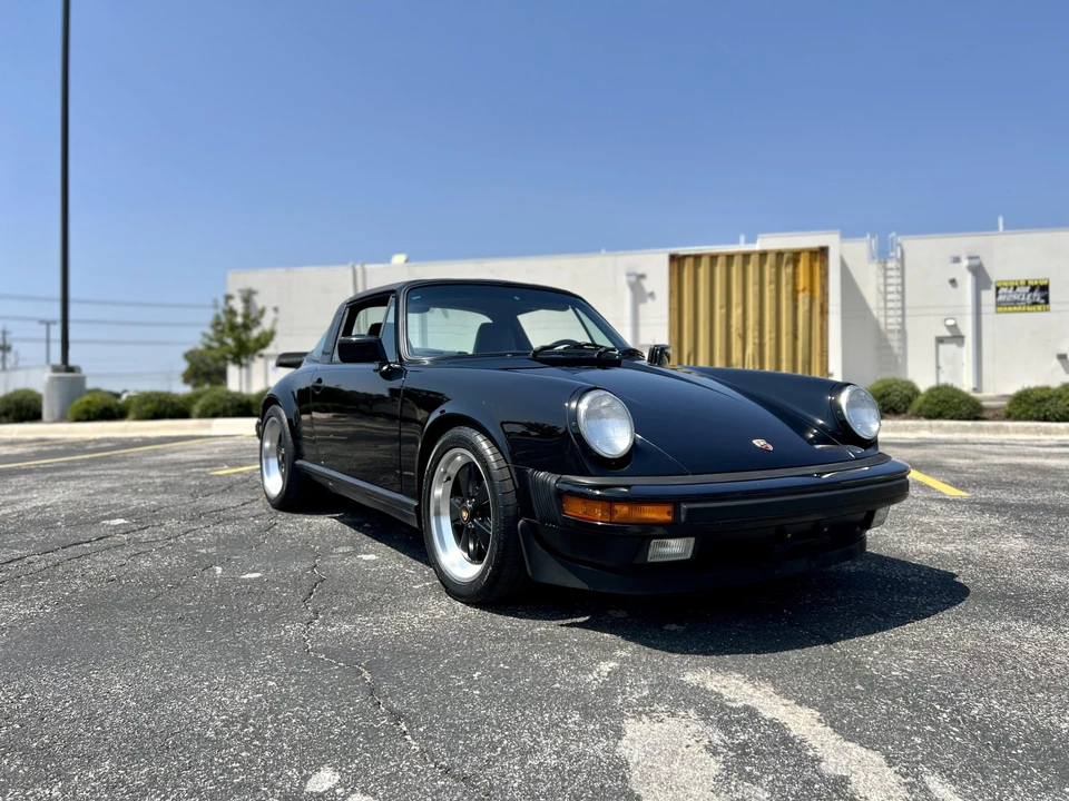 1989 Porsche 911 Carrera 3.2 - Image 14 of 31