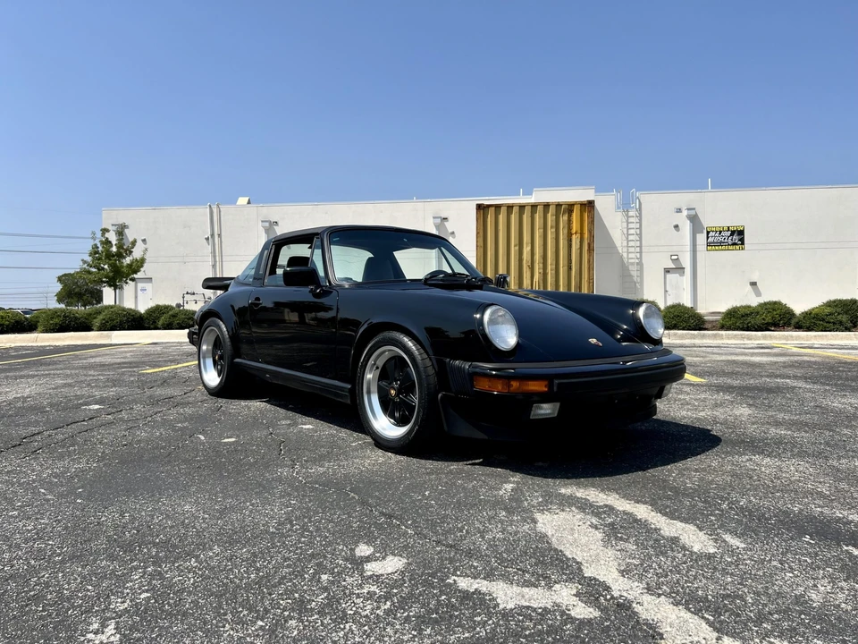 1989 Porsche 911 Carrera 3.2 - Image 13 of 31