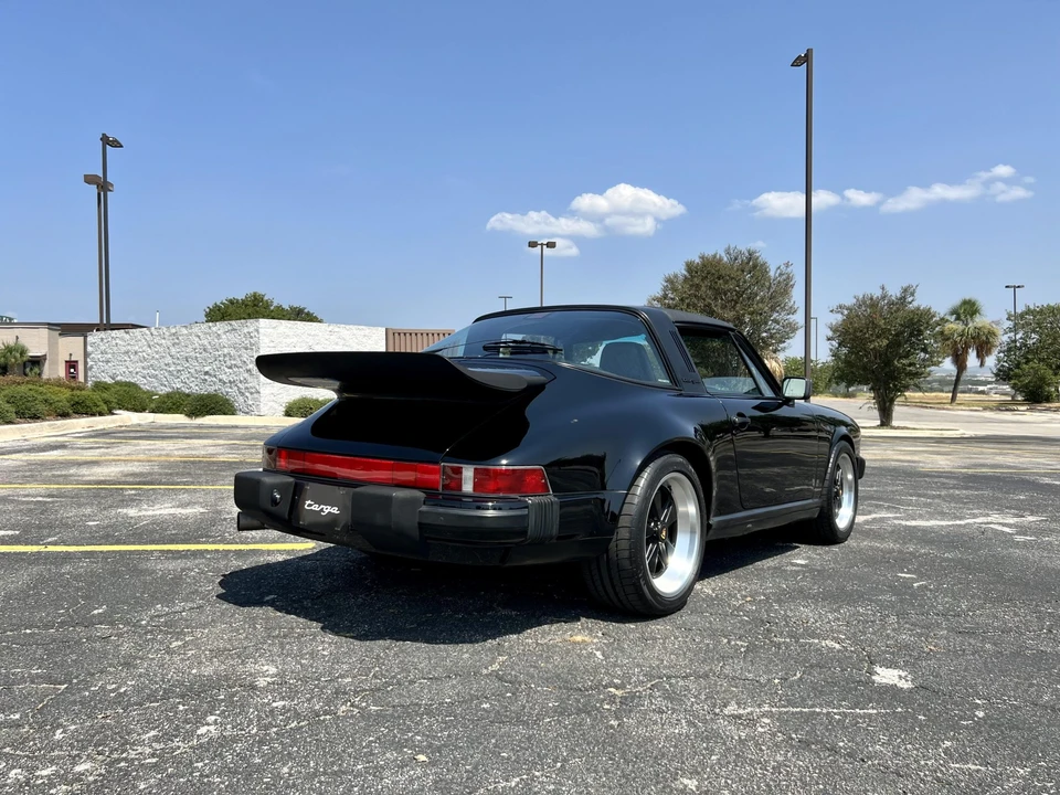 1989 Porsche 911 Carrera 3.2 - Image 9 of 31