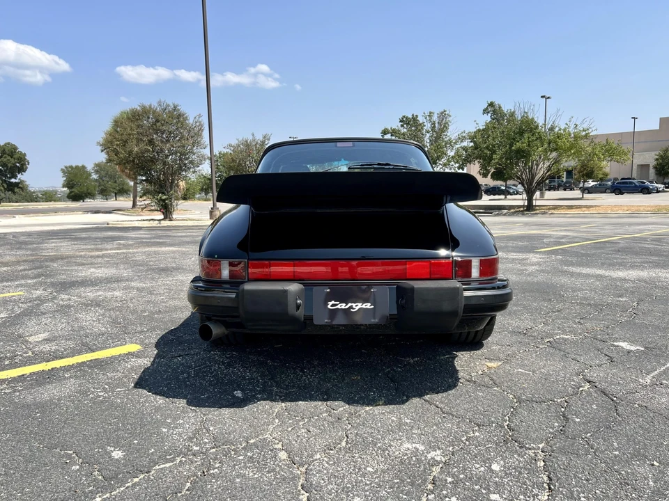 1989 Porsche 911 Carrera 3.2 - Image 8 of 31
