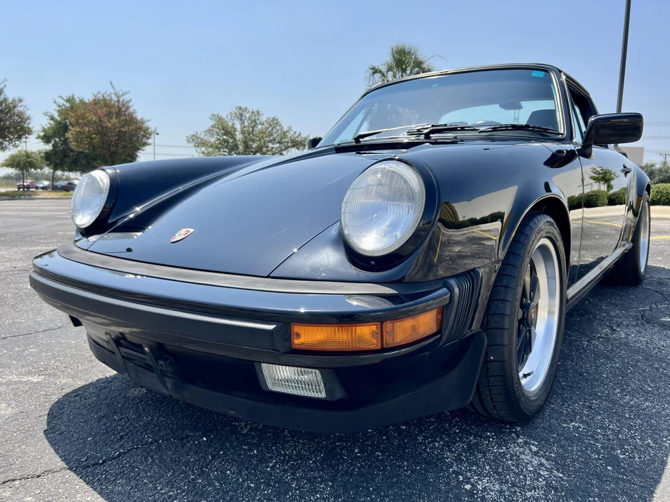 1989 Porsche 911 Carrera 3.2 - Image 2 of 31