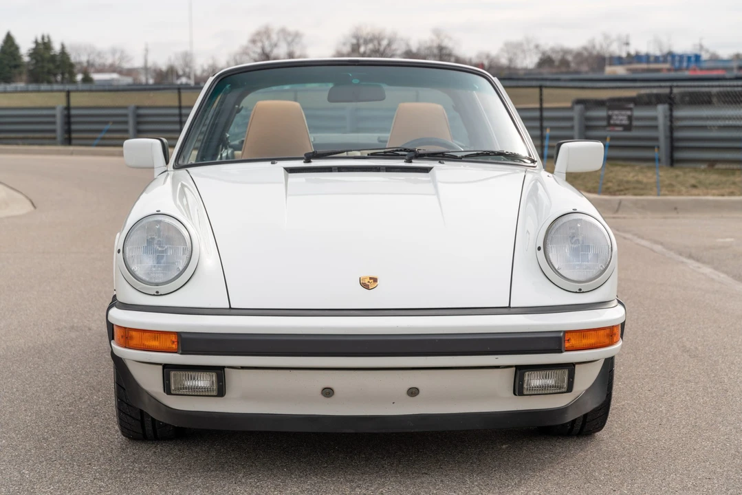 1989 Porsche 911 Carrera 3.2 - Image 27 of 31