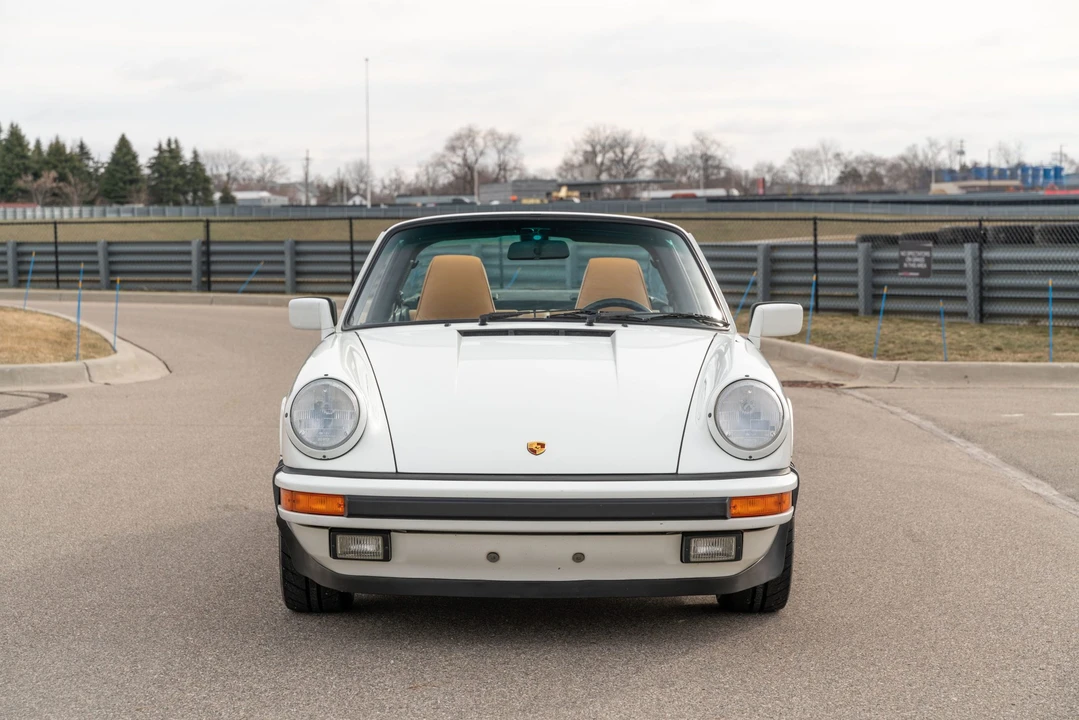 1989 Porsche 911 Carrera 3.2 - Image 21 of 31