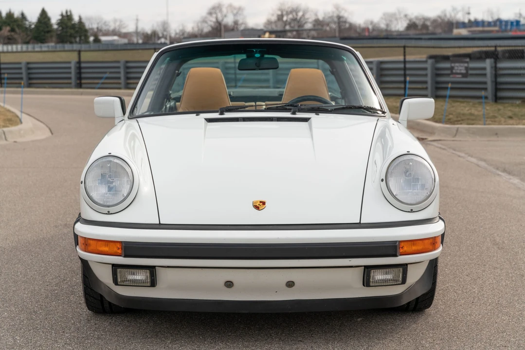1989 Porsche 911 Carrera 3.2 - Image 25 of 31