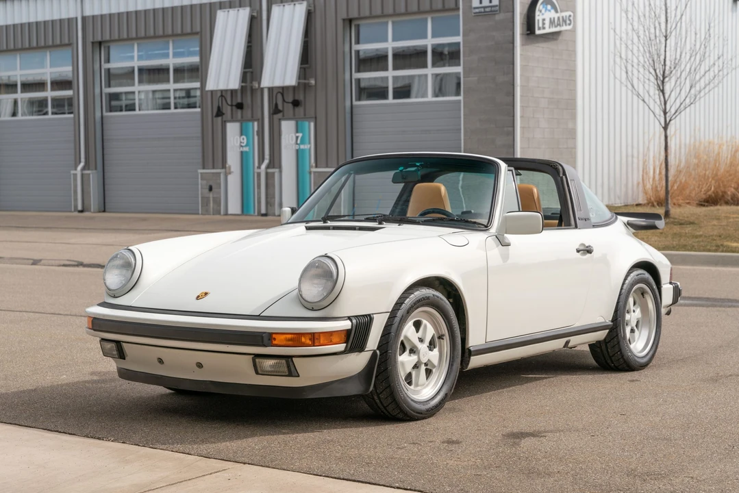 1989 Porsche 911 Carrera 3.2 - Image 14 of 31
