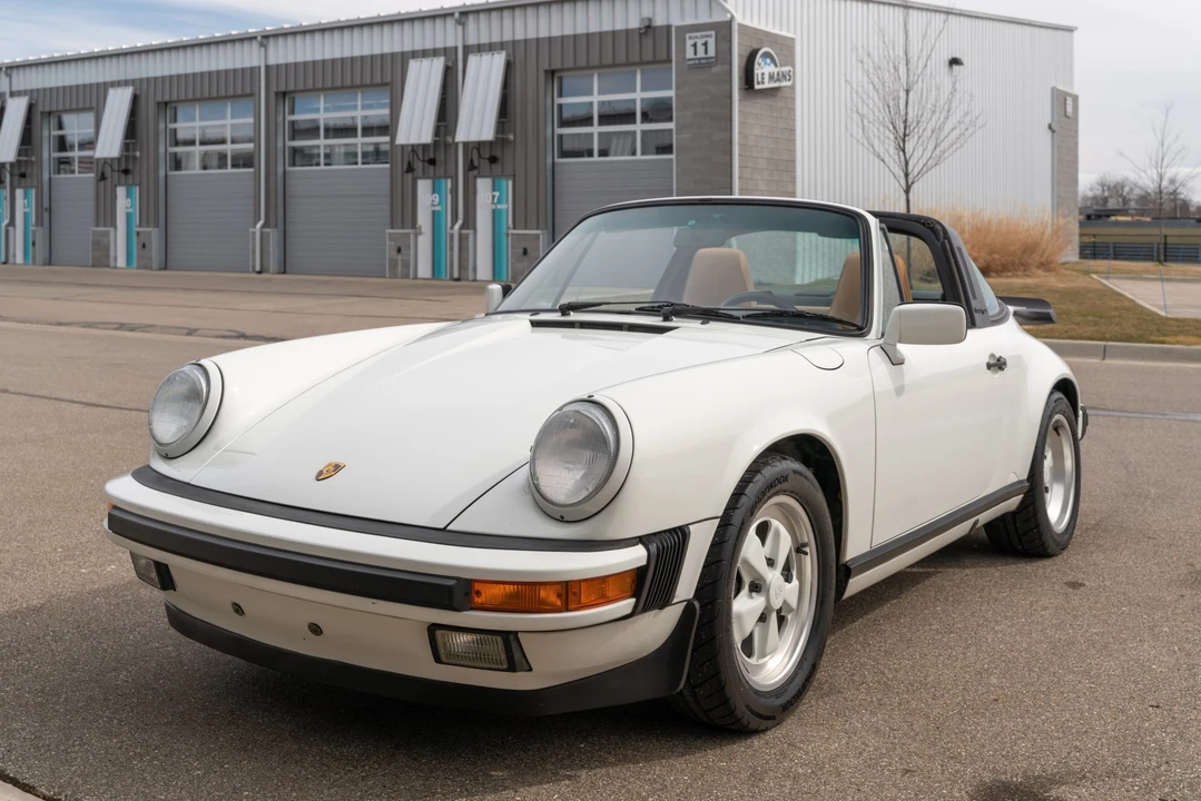 1989 Porsche 911 Carrera 3.2 - Image 16 of 31