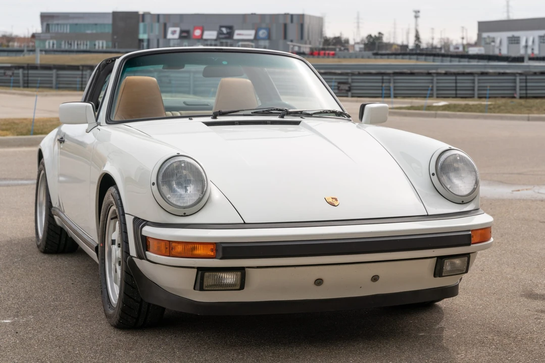 1989 Porsche 911 Carrera 3.2 - Image 29 of 31