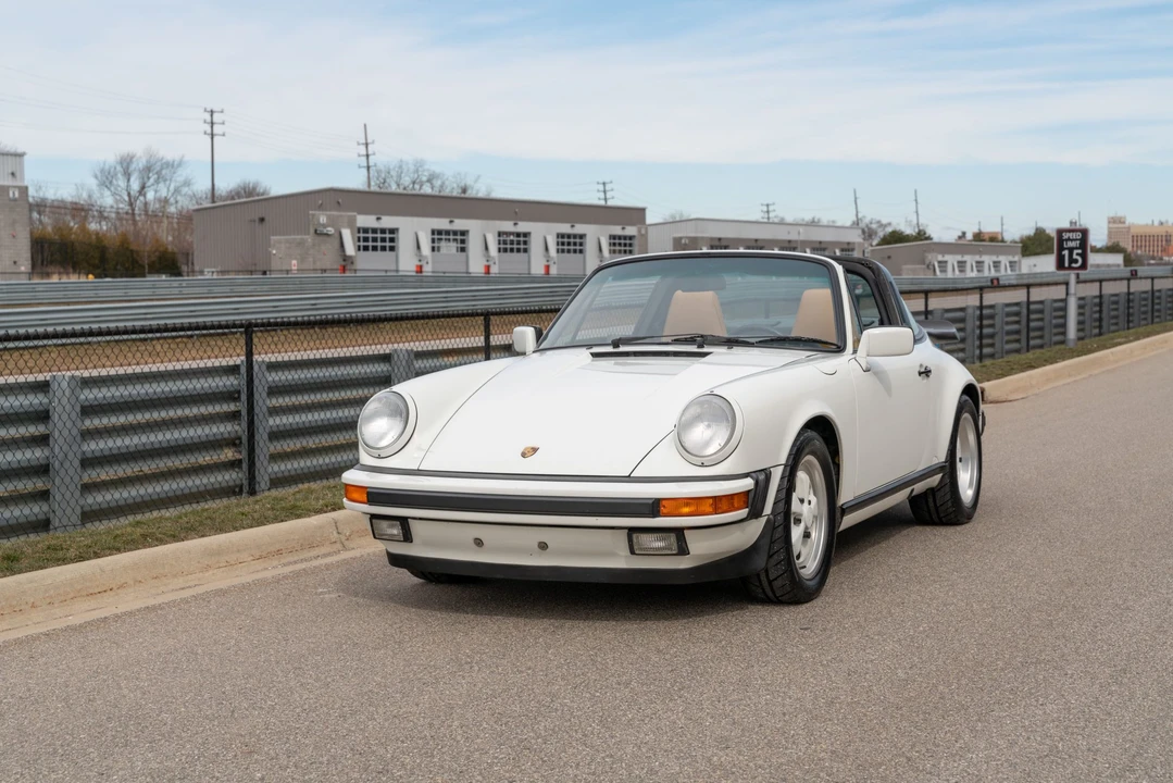 1989 Porsche 911 Carrera 3.2 - Image 19 of 31
