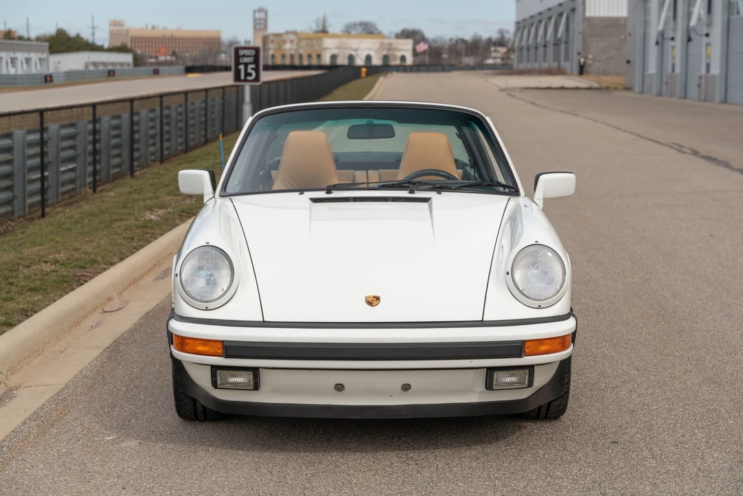 1989 Porsche 911 Carrera 3.2 - Image 22 of 31