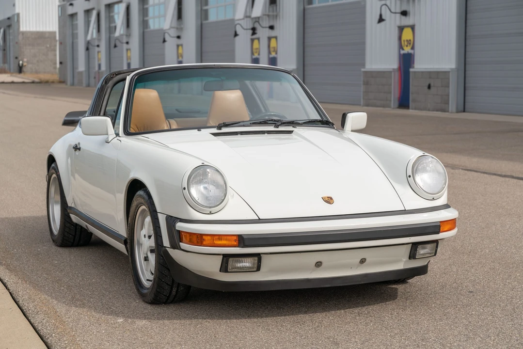 1989 Porsche 911 Carrera 3.2 - Image 30 of 31