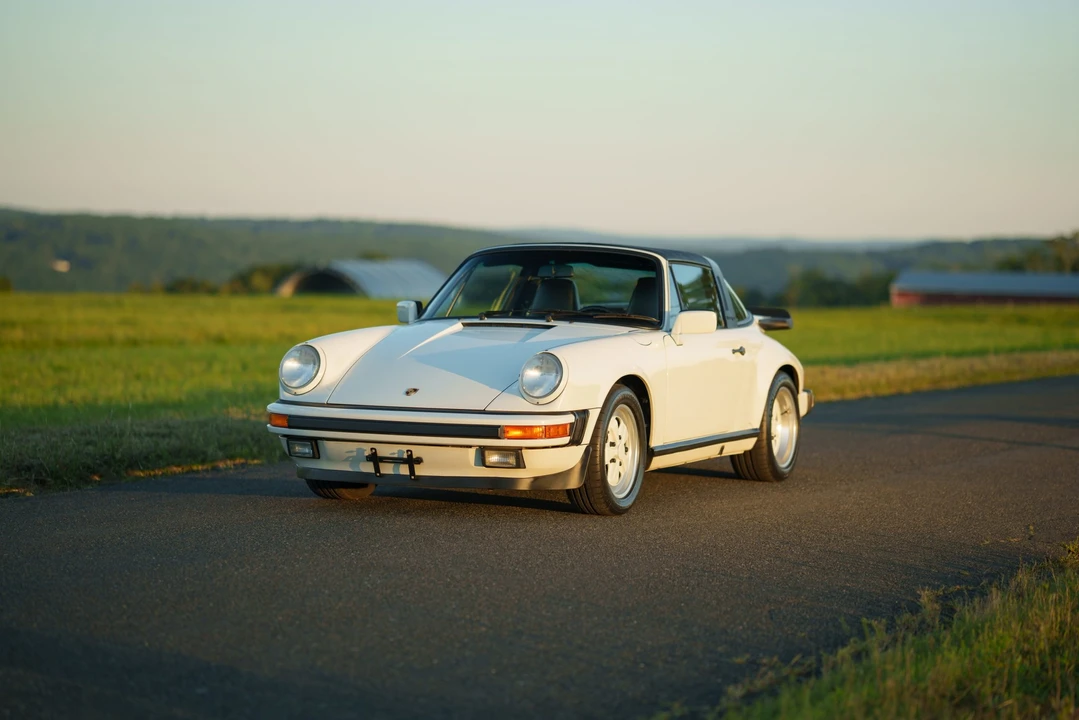 1989 Porsche 911 Carrera 3.2 - Image 4 of 31