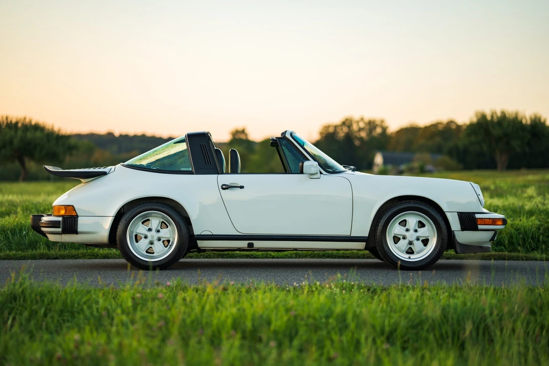 1989 Porsche 911 Carrera 3.2 - Image 19 of 31