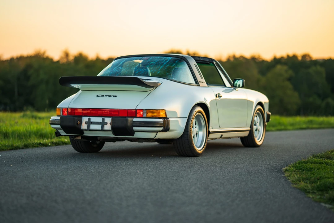 1989 Porsche 911 Carrera 3.2 - Image 23 of 31