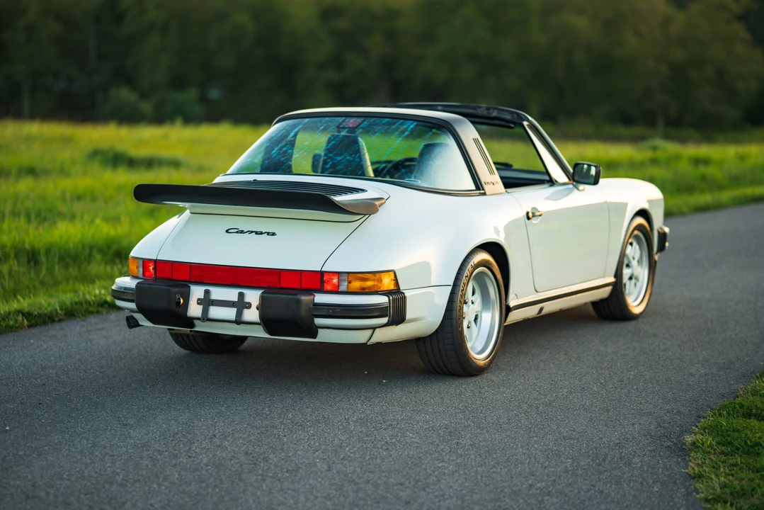1989 Porsche 911 Carrera 3.2 - Image 22 of 31
