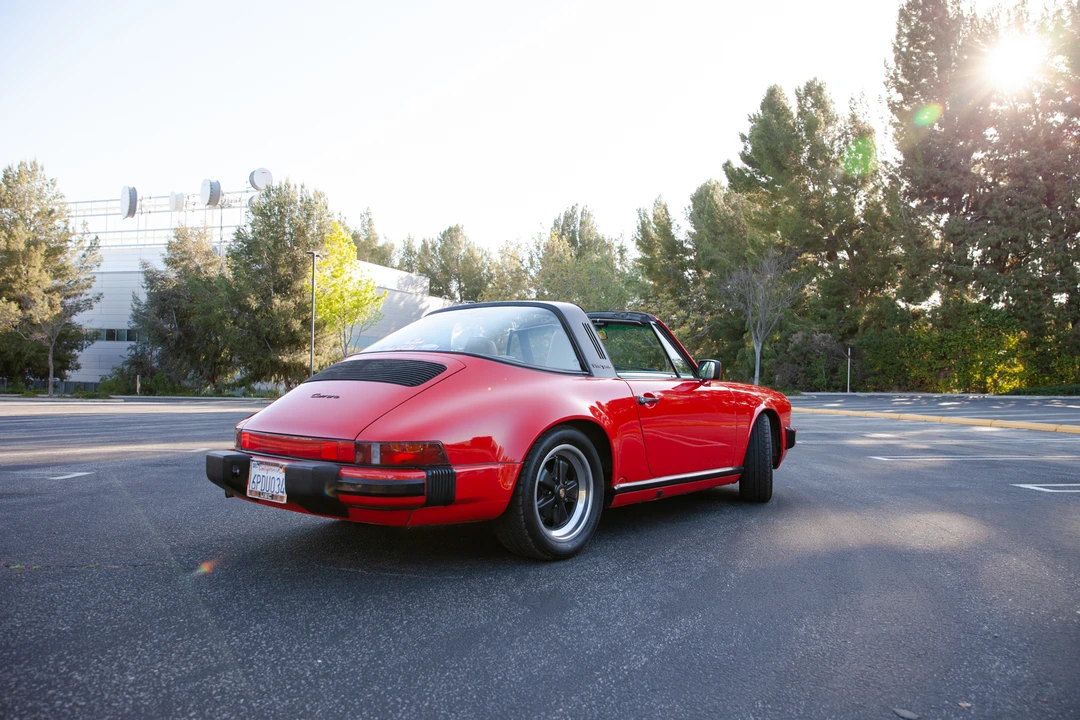 1989 Porsche 911 Carrera 3.2 - Image 17 of 31