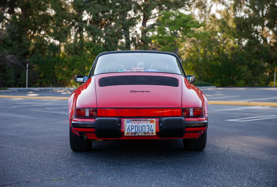 1989 Porsche 911 Carrera 3.2 - Image 10 of 31
