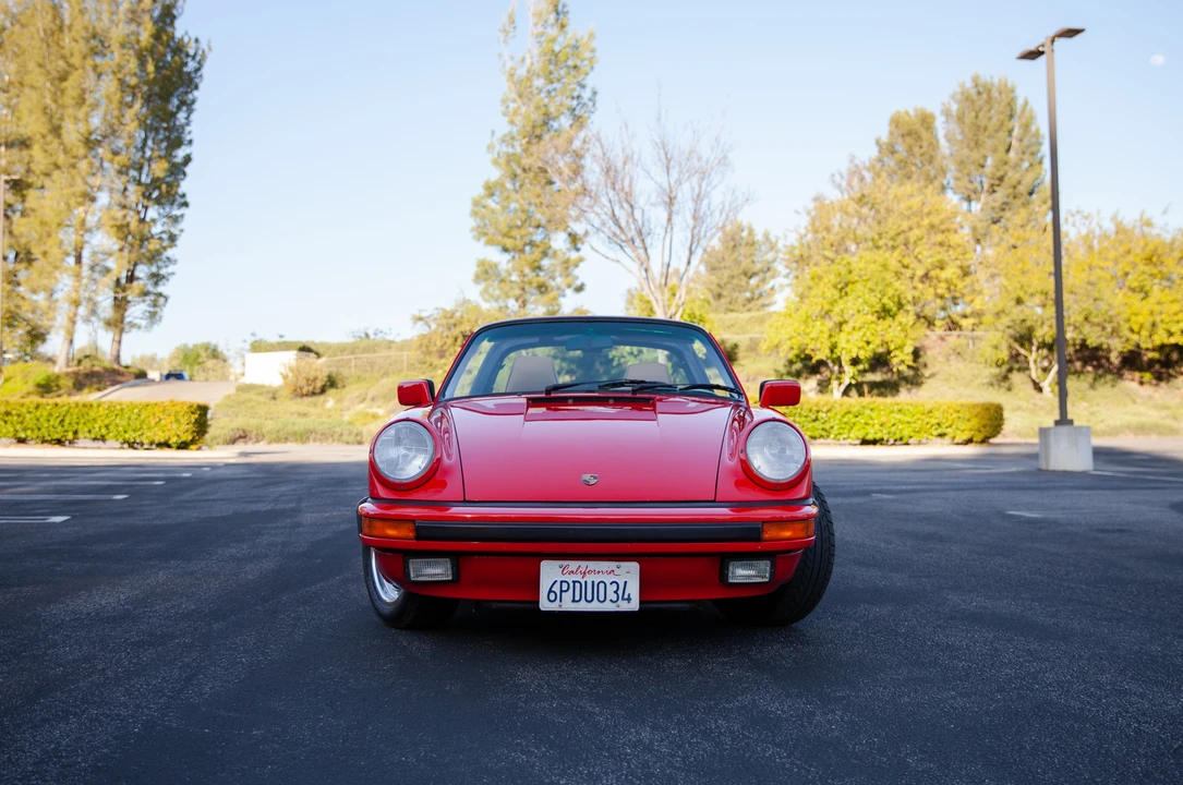 1989 Porsche 911 Carrera 3.2 - Image 9 of 31