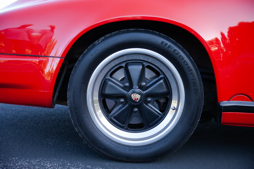 1989 Porsche 911 Carrera 3.2 - Image 30 of 31