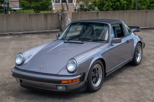 1989 Porsche 911 Carrera Targa