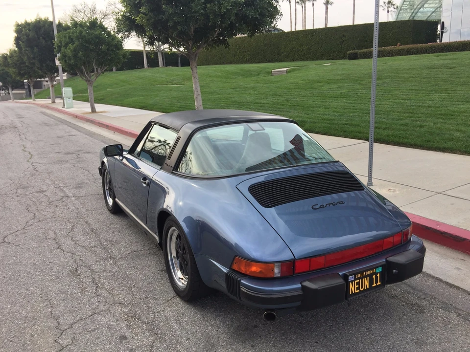 1989 Porsche 911 Carrera 3.2 - Image 10 of 31