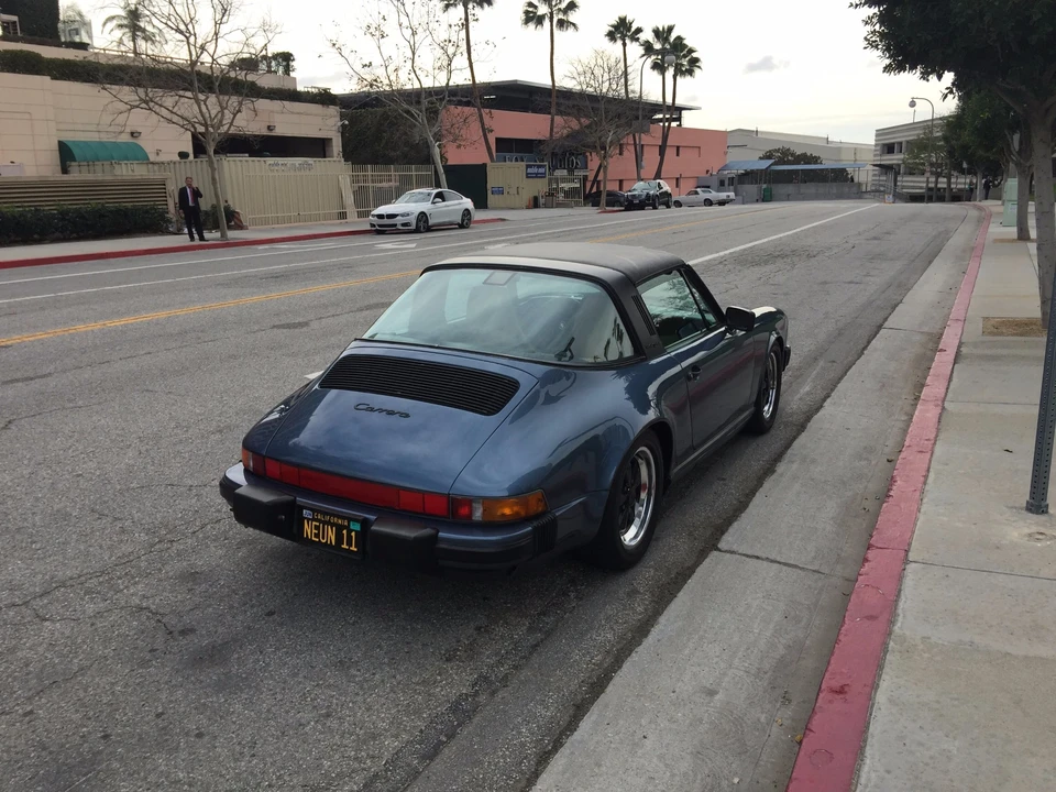 1989 Porsche 911 Carrera 3.2 - Image 5 of 31
