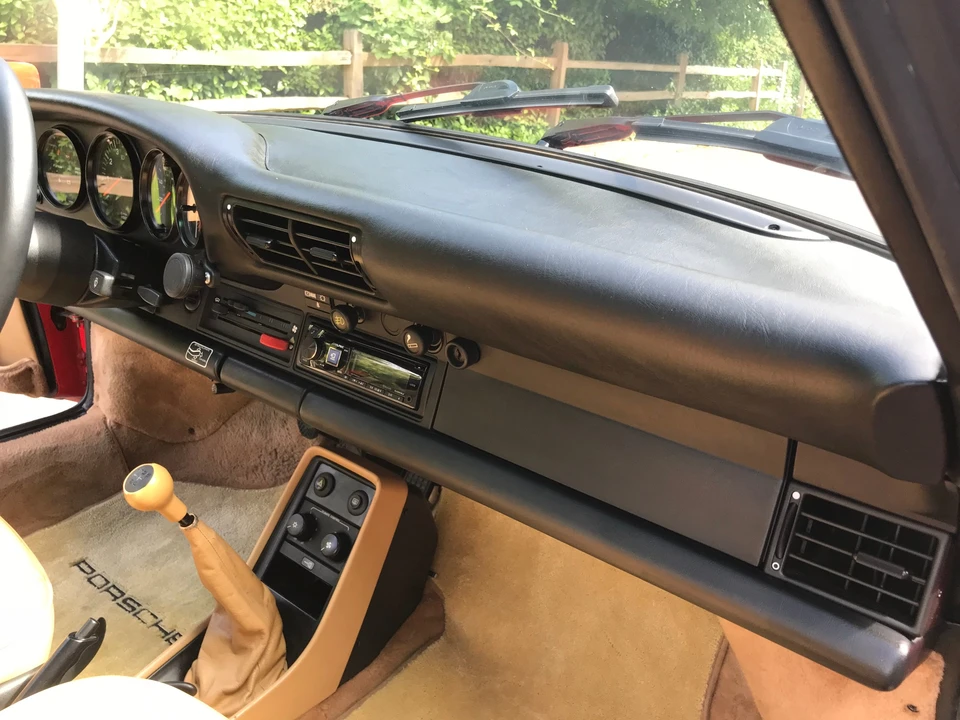 1989 Porsche 911 Carrera 3.2 - Image 27 of 31