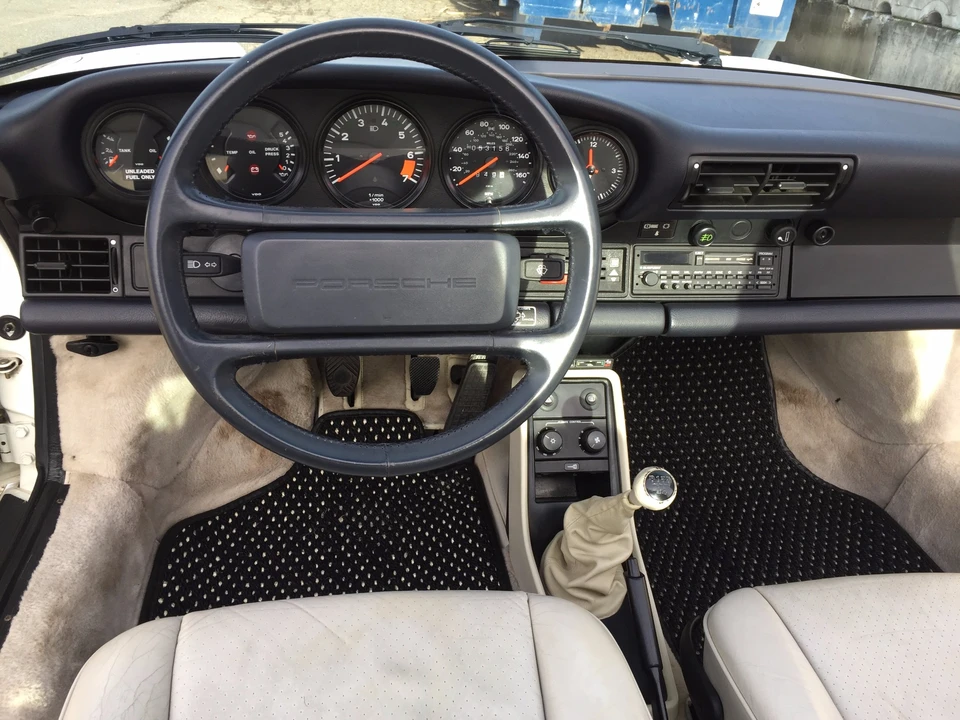1989 Porsche 911 Carrera 3.2 - Image 23 of 31