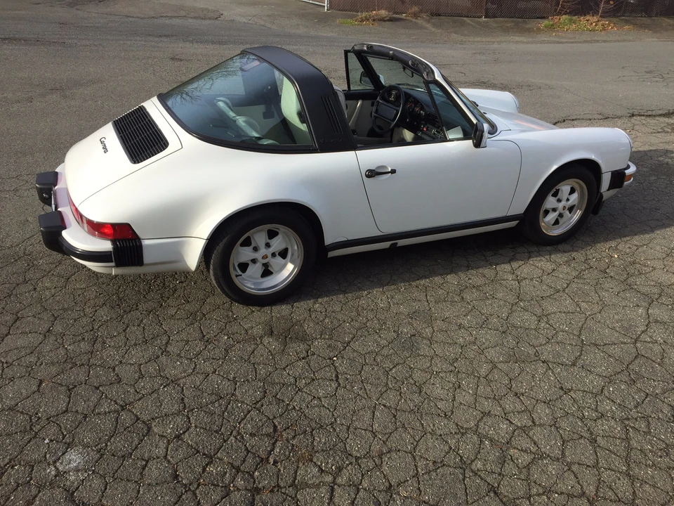 1989 Porsche 911 Carrera 3.2 - Image 9 of 31