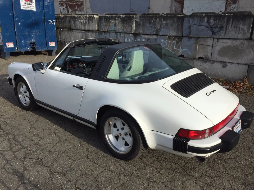 1989 Porsche 911 Carrera 3.2 - Image 10 of 31