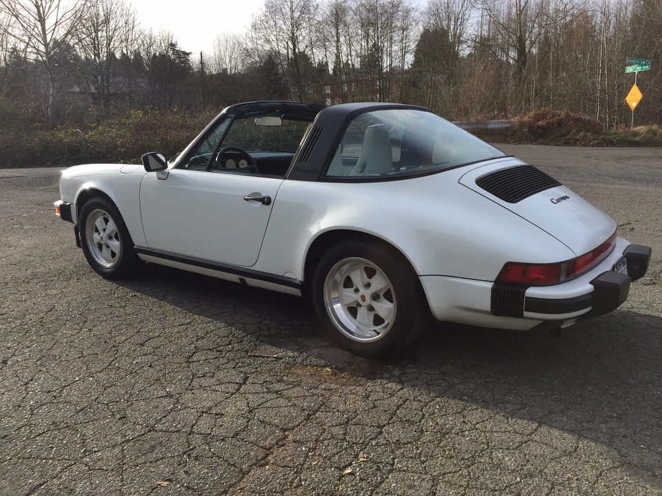 1989 Porsche 911 Carrera 3.2 - Image 12 of 31