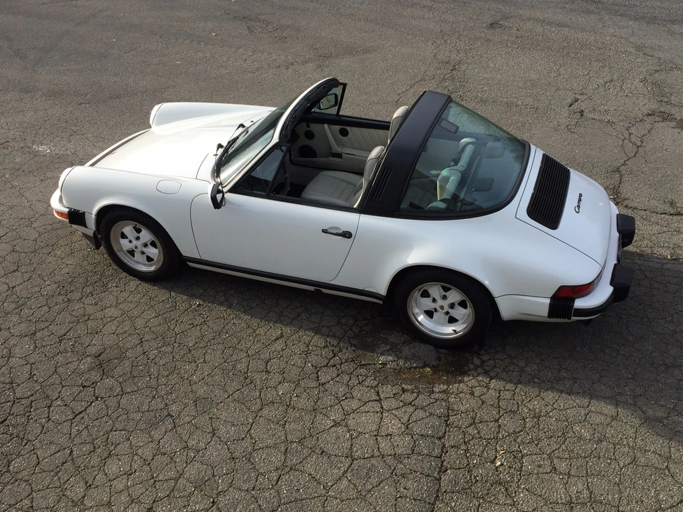 1989 Porsche 911 Carrera 3.2 - Image 13 of 31