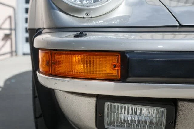 1989 Porsche 930 Turbo - Image 17 of 31