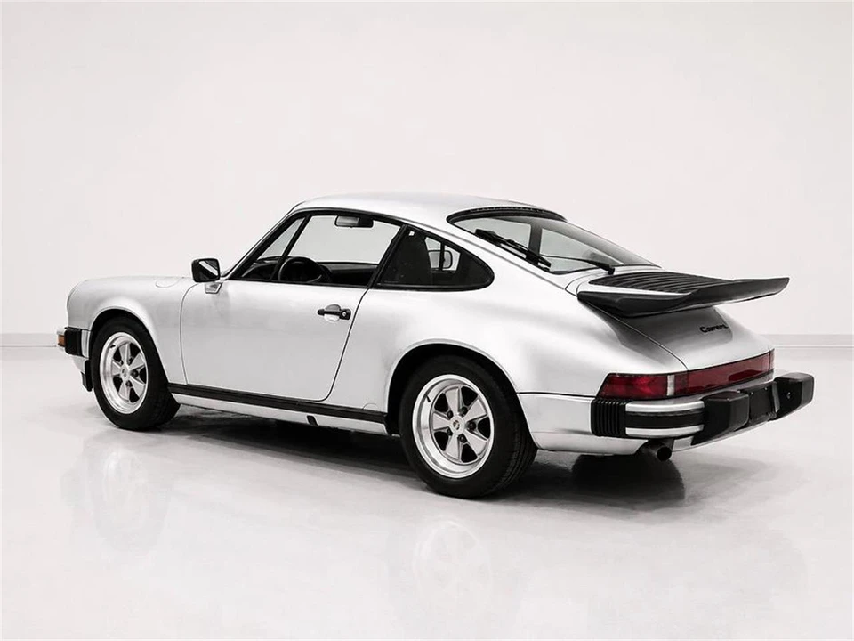 1989 Porsche 911 Carrera 3.2 - Image 2 of 31