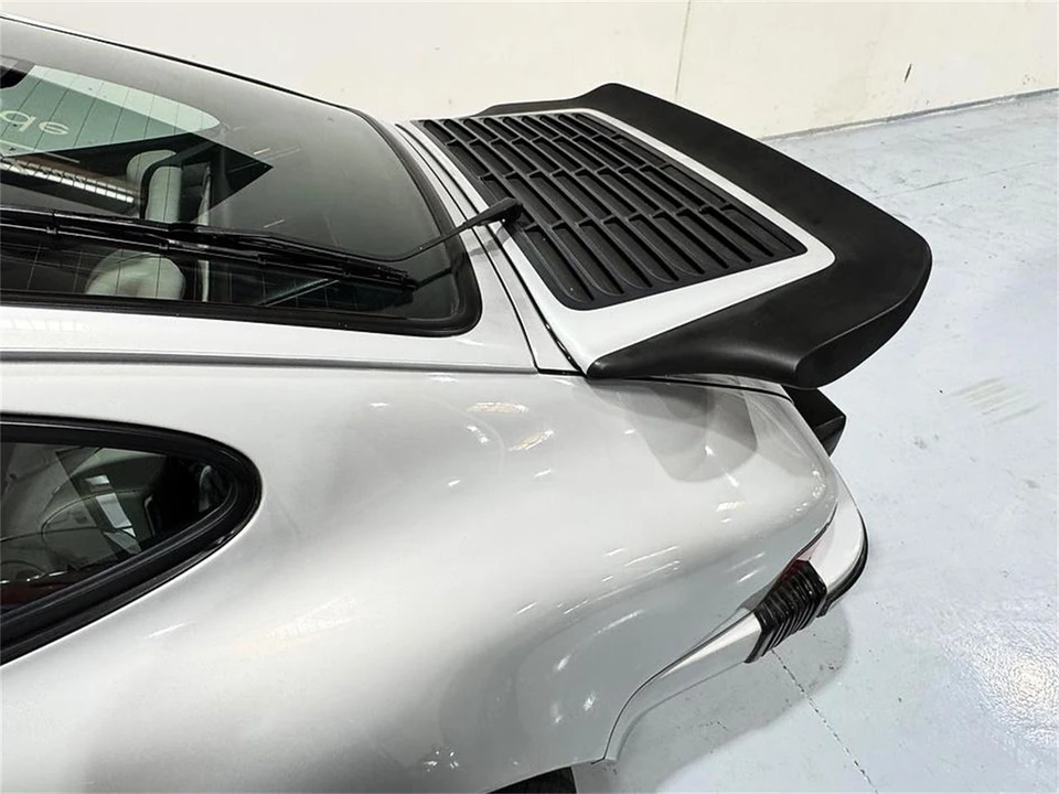 1989 Porsche 911 Carrera 3.2 - Image 31 of 31