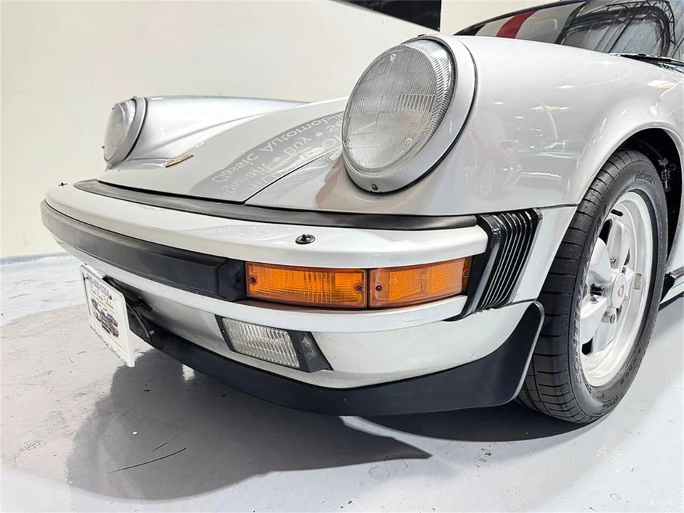 1989 Porsche 911 Carrera 3.2 - Image 25 of 31