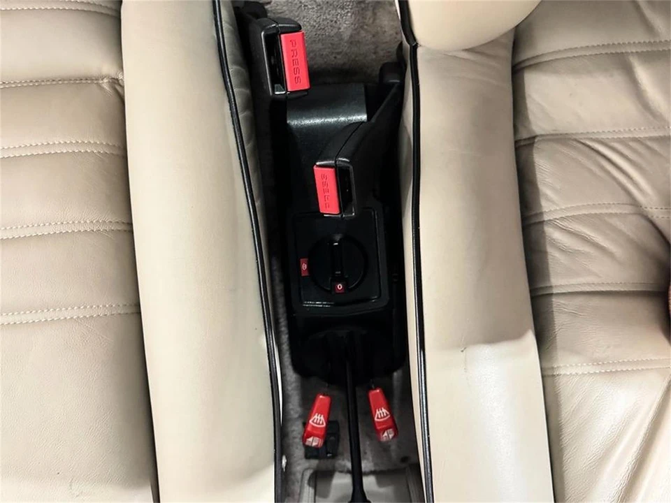 1989 Porsche 911 Carrera 3.2 - Image 21 of 31