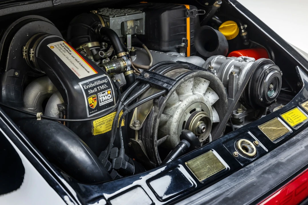 1989 Porsche 911 Carrera 3.2 - Image 23 of 31