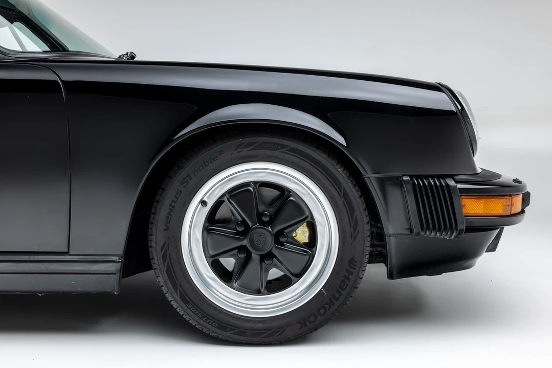 1989 Porsche 911 Carrera 3.2 - Image 29 of 31