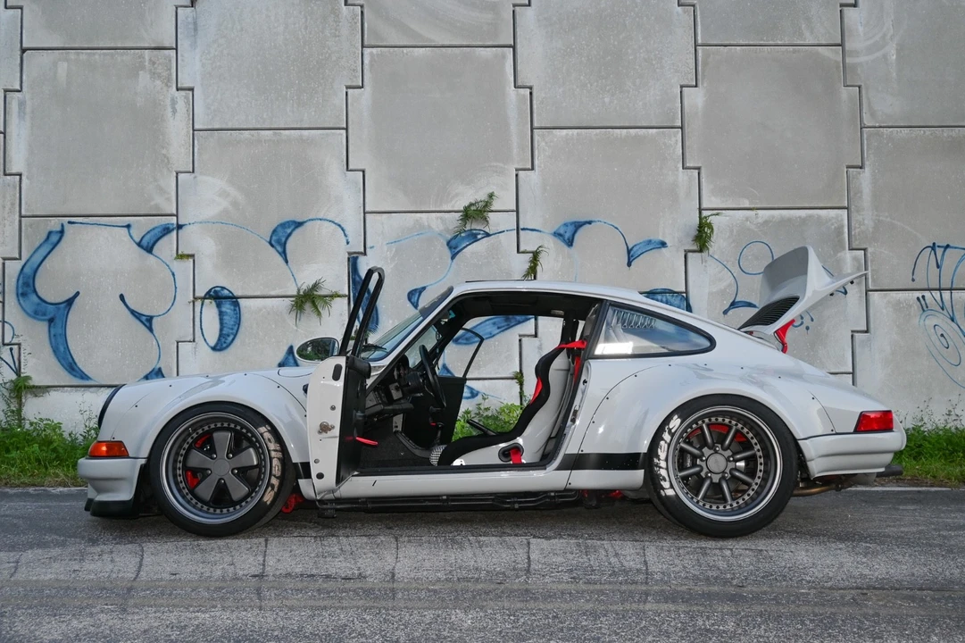 1989 Porsche 964 Carrera - Image 4 of 31