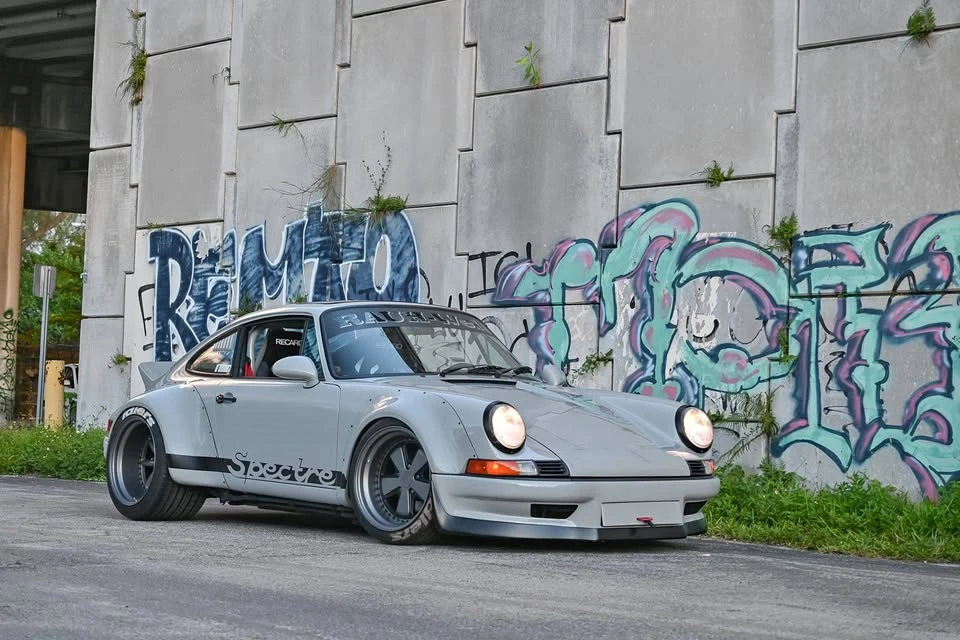 1989 Porsche 964 Carrera - Image 1 of 17